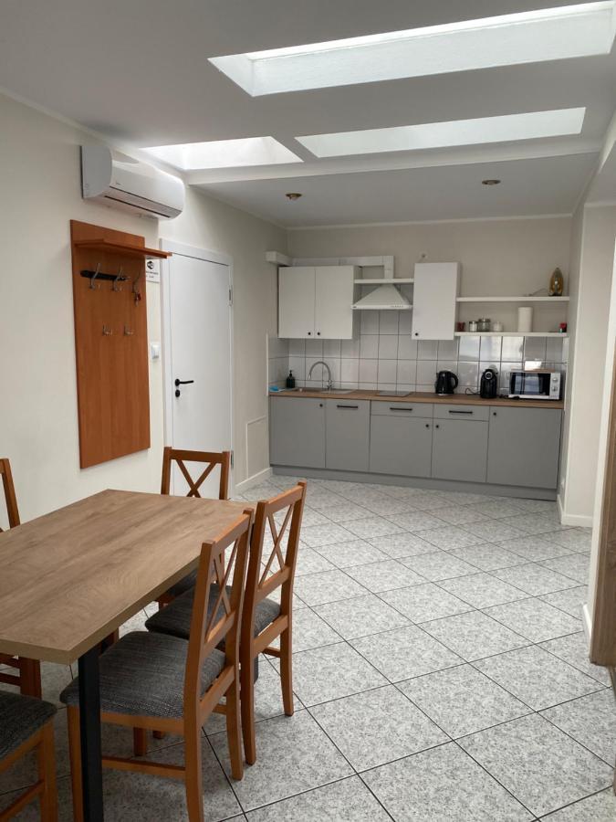 Apartamenty Rodzinne Zdrojowe Bad Kudowa Exterior foto