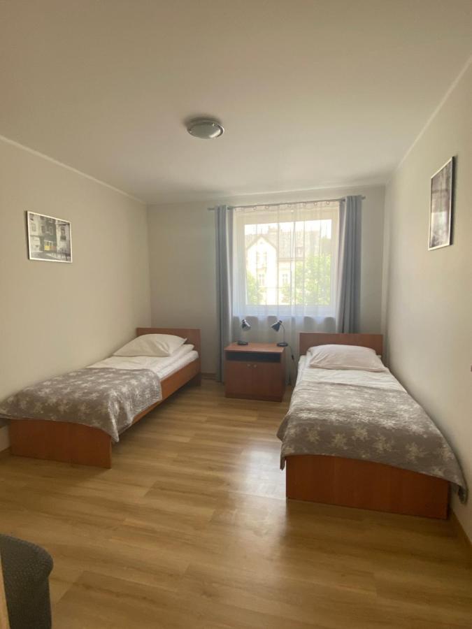 Apartamenty Rodzinne Zdrojowe Bad Kudowa Exterior foto