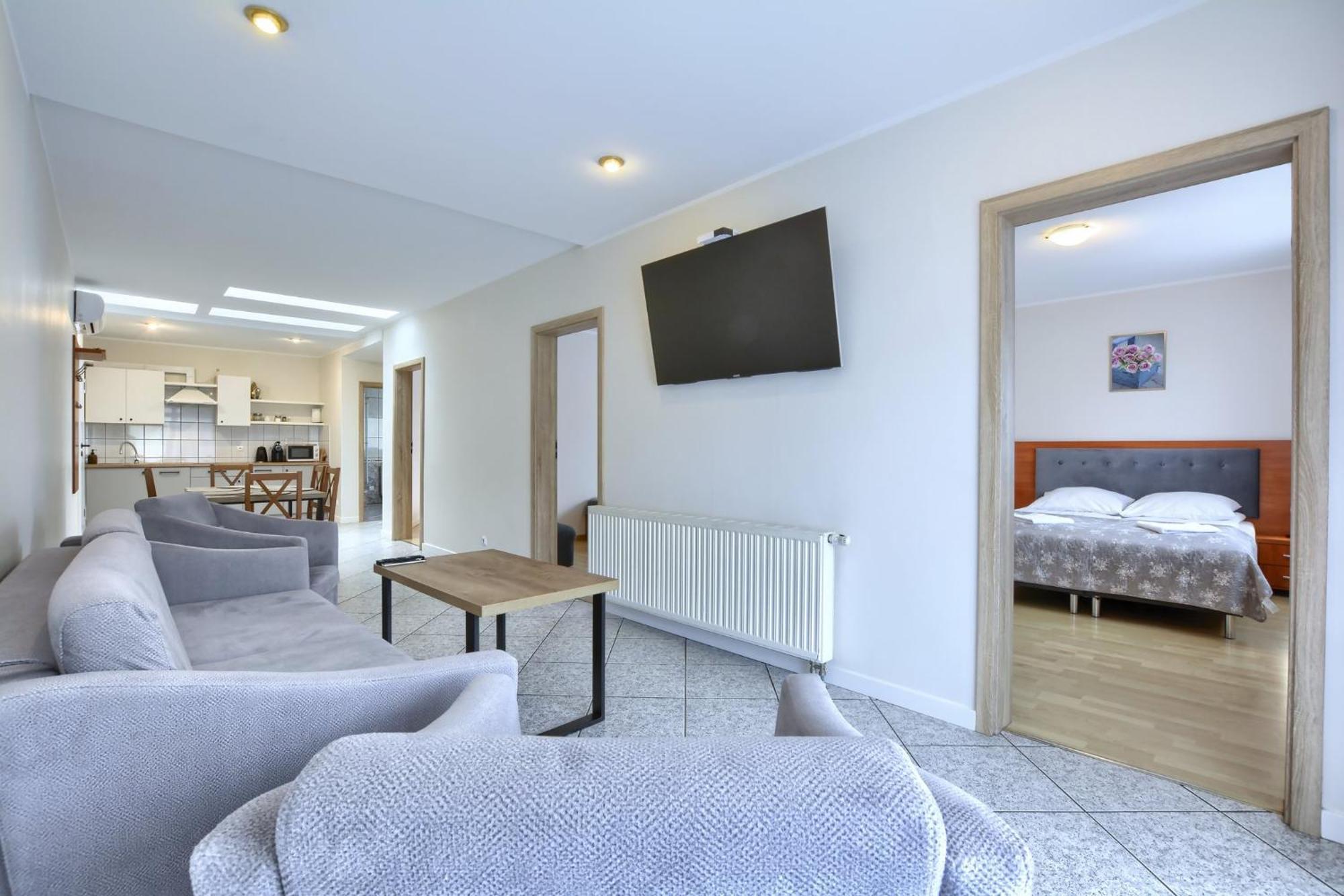 Apartamenty Rodzinne Zdrojowe Bad Kudowa Exterior foto