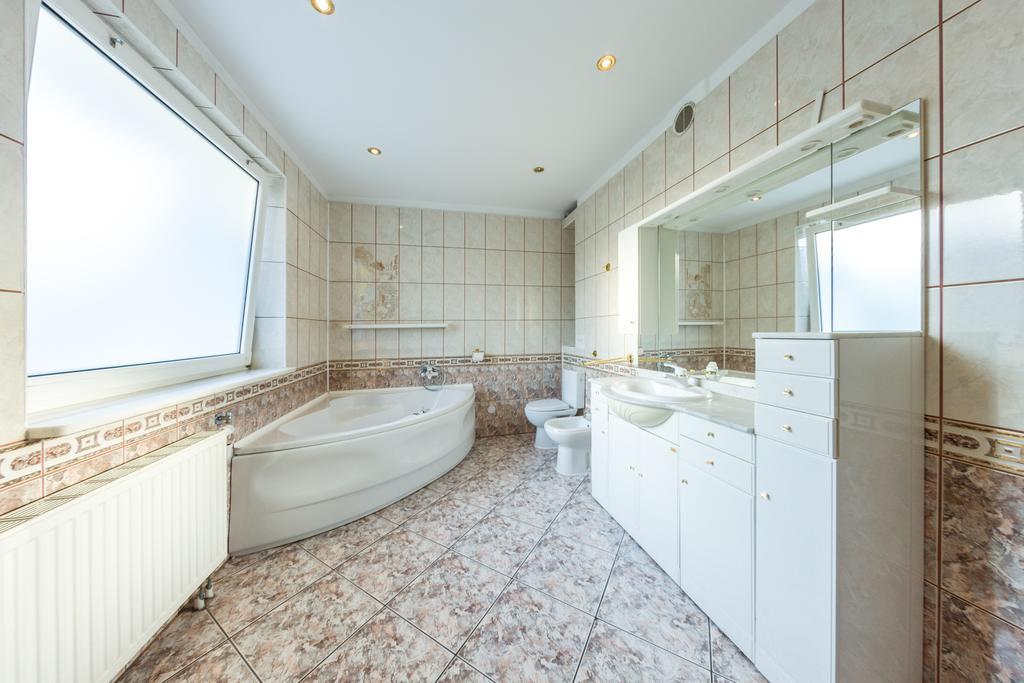 Apartamenty Rodzinne Zdrojowe Bad Kudowa Exterior foto